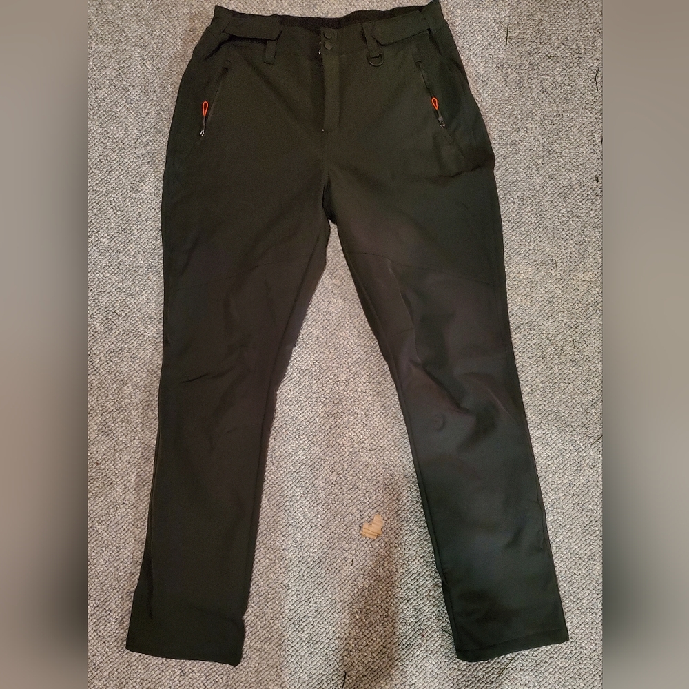 Woman's Black Ski Pants
